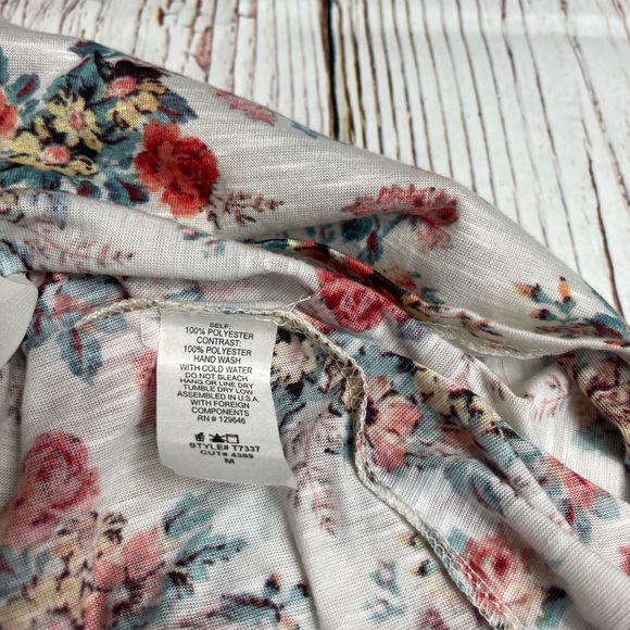 Bella D summer floral blouse - Picture 5 of 8